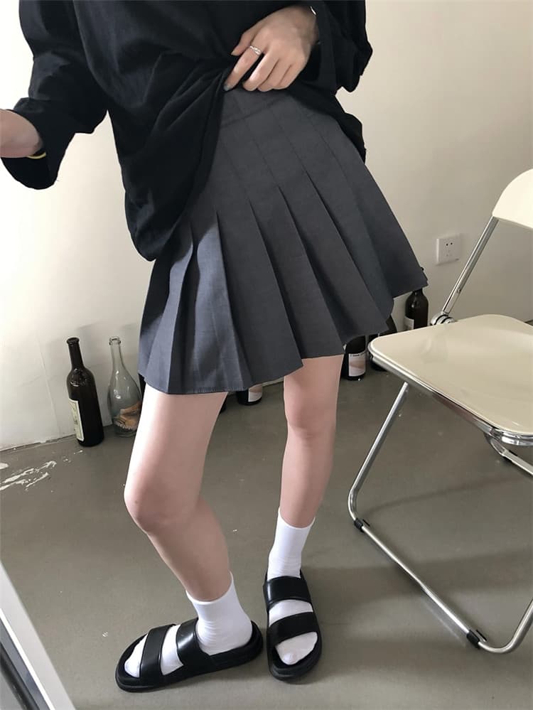 学園風プリーツミニスカート 秋冬可愛いスタイル