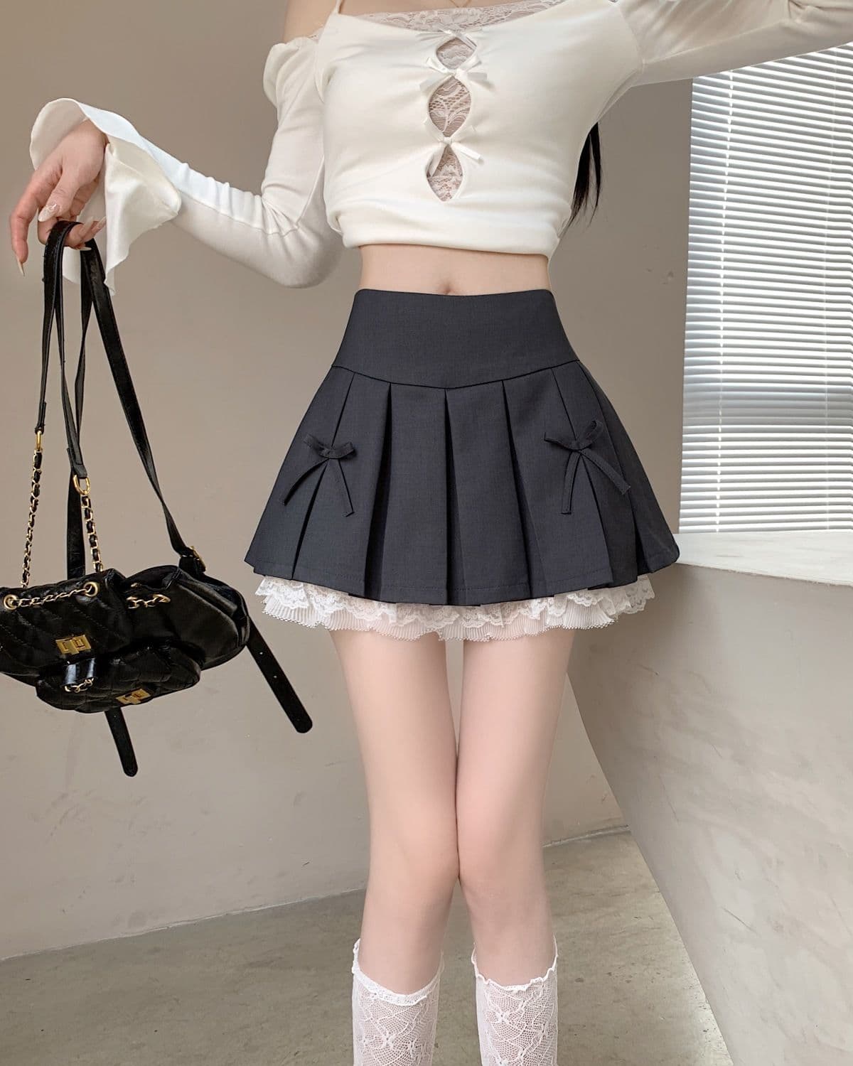 ミニスカート レース裾飾りリボンプリーツミニスカート