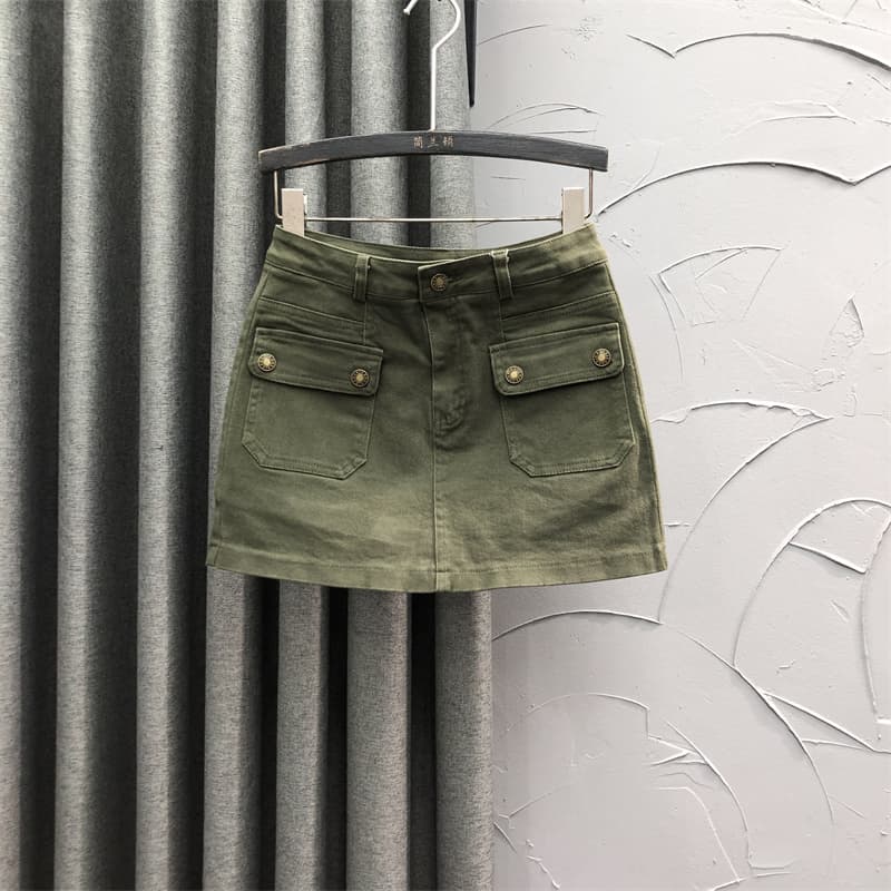 ミニスカート フラップポケット付きミニスカート